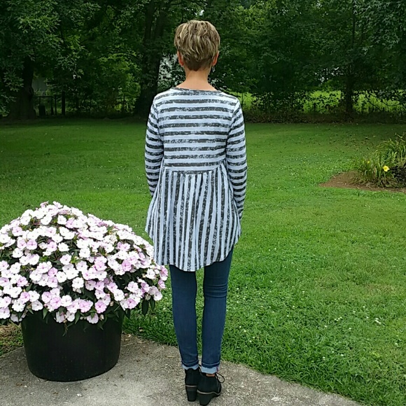 Striped Tunic - Picture 3 of 3